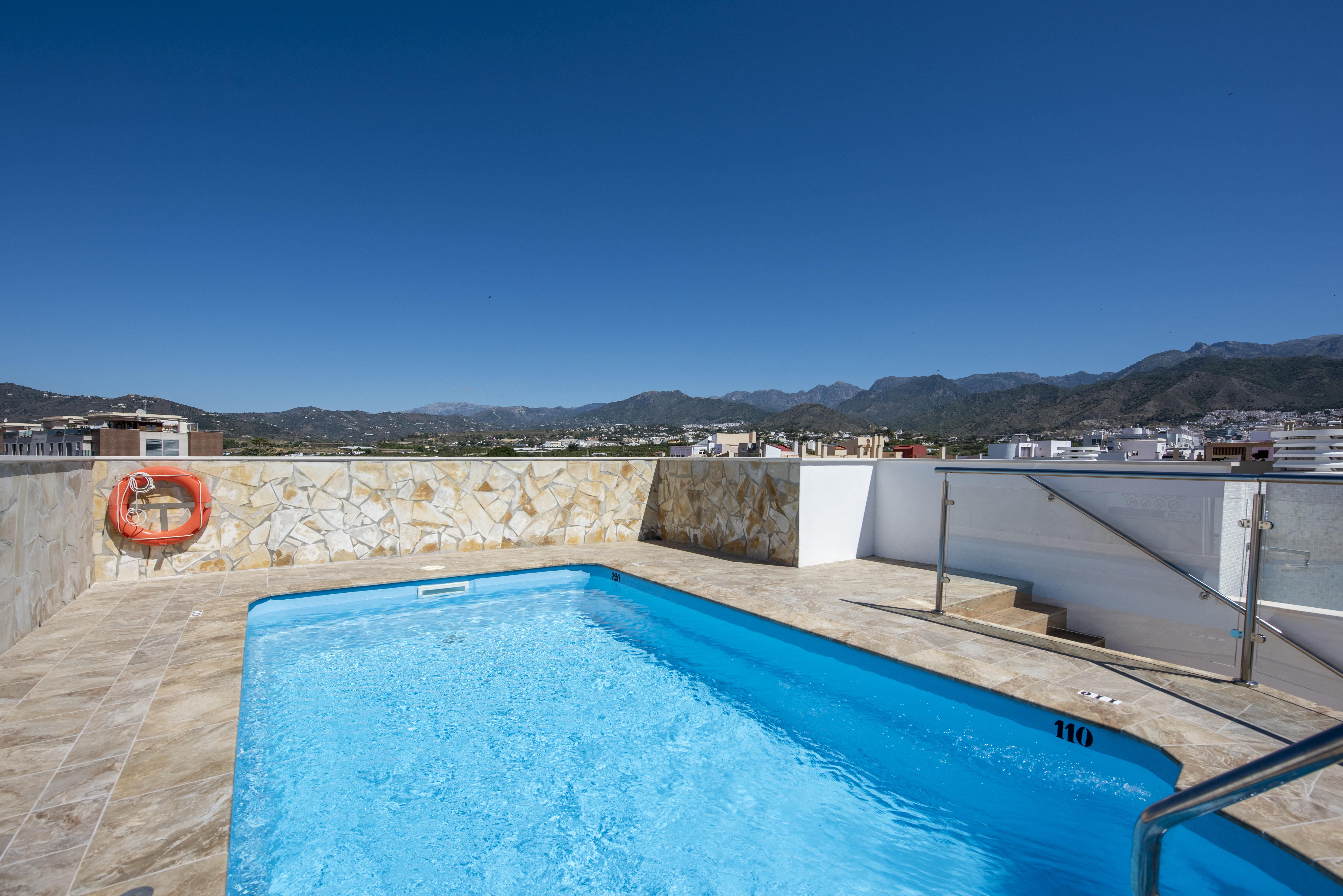 Hotel Toboso Chaparil Nerja Kültér fotó